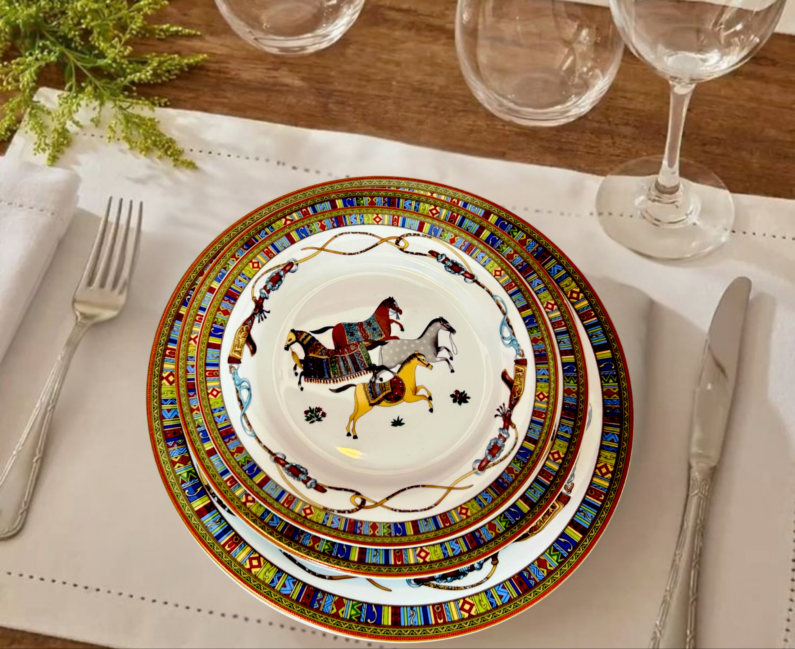 Royal Carvan – 18-Piece Plate Set - Image 2